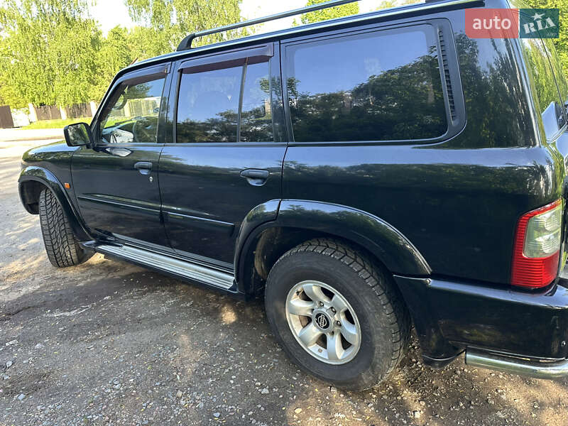 Позашляховик / Кросовер Nissan Patrol 2003 в Львові