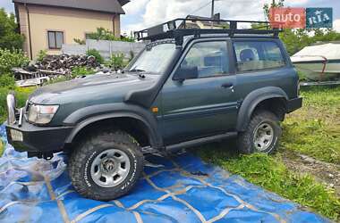 Внедорожник / Кроссовер Nissan Patrol 2003 в 