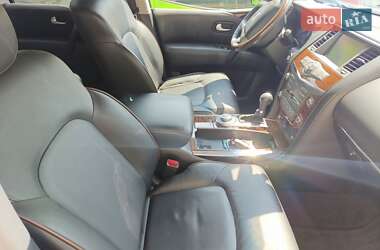 Позашляховик / Кросовер Nissan Patrol 2013 в 