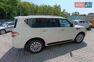Позашляховик / Кросовер Nissan Patrol 2013 в 