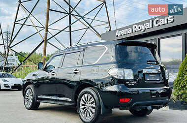 Позашляховик / Кросовер Nissan Patrol 2013 в 