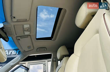 Позашляховик / Кросовер Nissan Patrol 2013 в 
