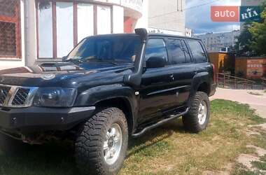 Внедорожник / Кроссовер Nissan Patrol 2004 в Харькове