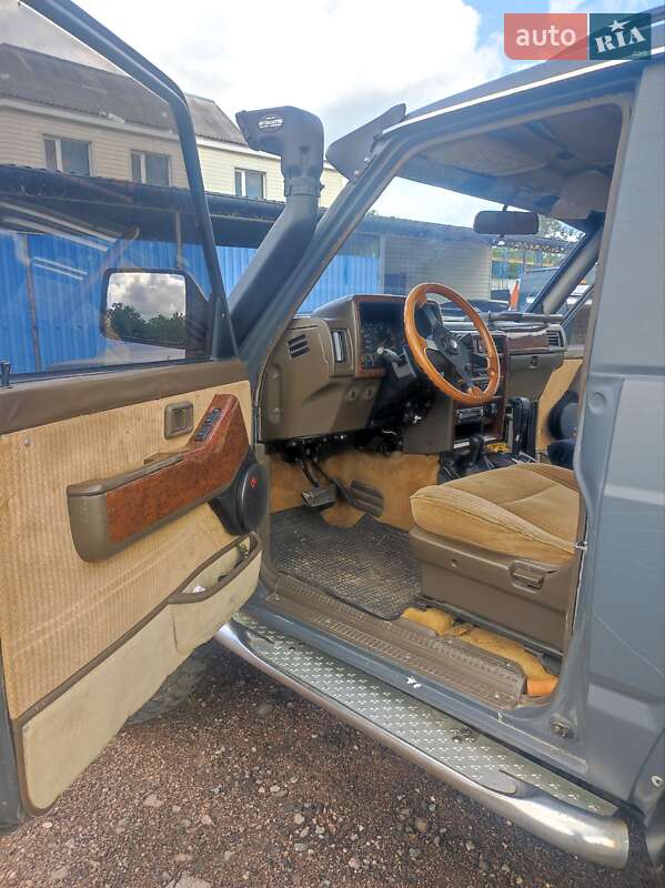 Внедорожник / Кроссовер Nissan Patrol 1996 в Житомире