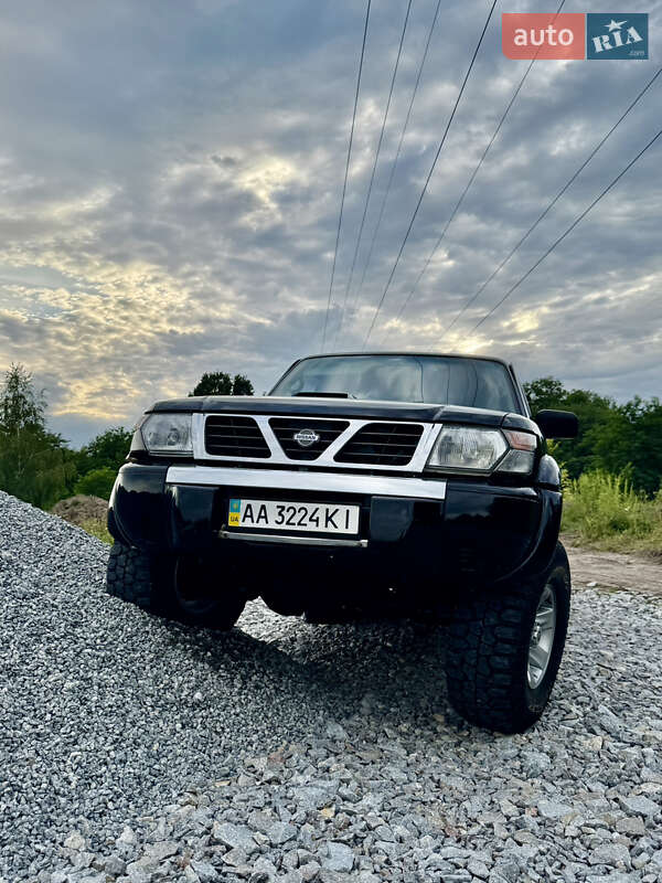 Nissan Patrol 2000