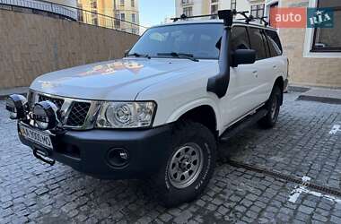 Внедорожник / Кроссовер Nissan Patrol 2008 в Киеве
