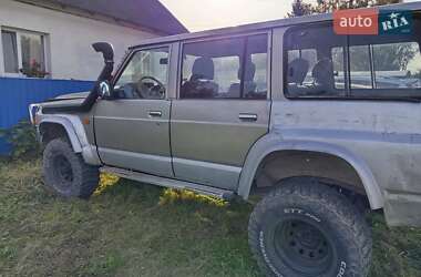 Внедорожник / Кроссовер Nissan Patrol 1994 в Ходорове