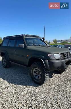 Внедорожник / Кроссовер Nissan Patrol 2002 в Львове