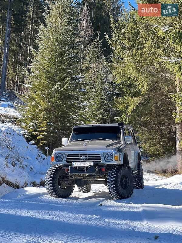 Позашляховик / Кросовер Nissan Patrol 1994 в Івано-Франківську