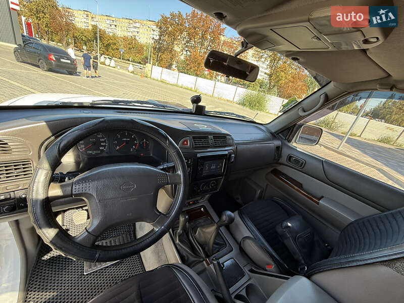Позашляховик / Кросовер Nissan Patrol 1998 в Кривому Розі