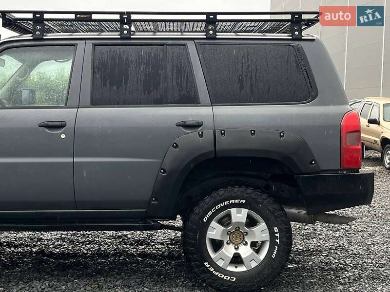 Позашляховик / Кросовер Nissan Patrol 2009 в Львові