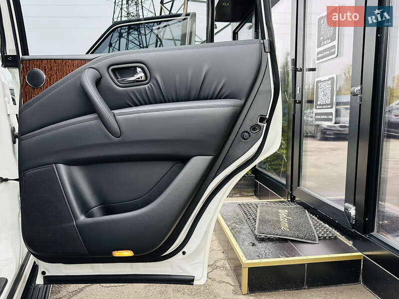 Внедорожник / Кроссовер Nissan Patrol 2011 в Харькове