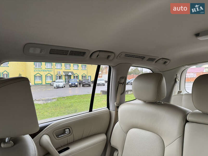 Позашляховик / Кросовер Nissan Patrol 2010 в Стрию