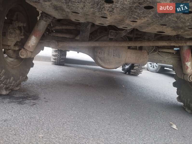 Позашляховик / Кросовер Nissan Patrol 1990 в Рахові