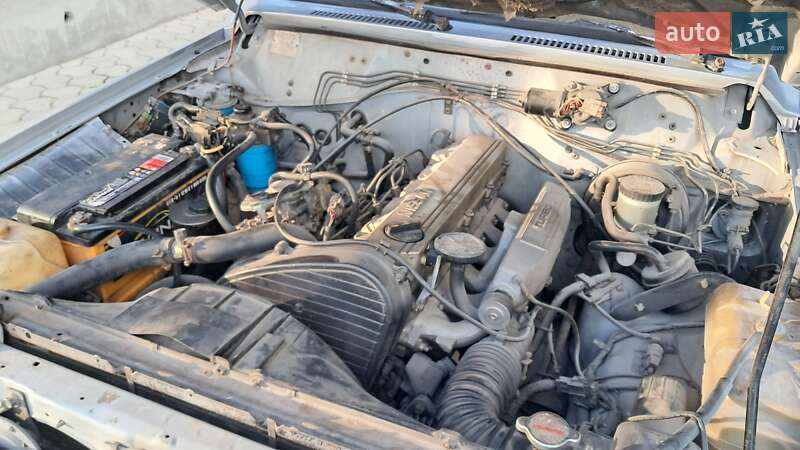 Внедорожник / Кроссовер Nissan Patrol 1992 в Надворной