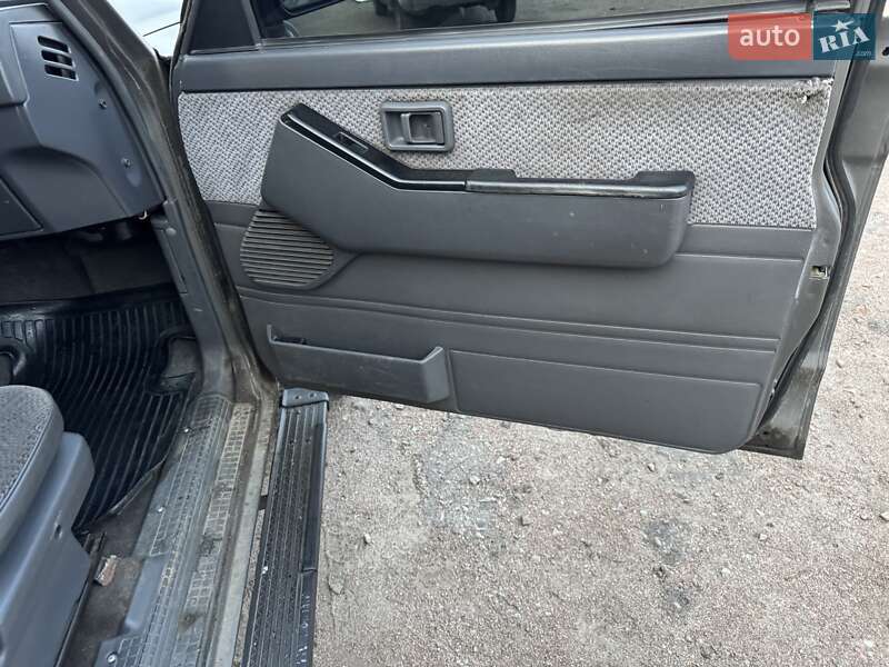 Внедорожник / Кроссовер Nissan Patrol 1996 в Прилуках