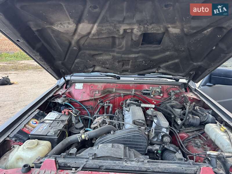 Внедорожник / Кроссовер Nissan Patrol 1996 в Прилуках