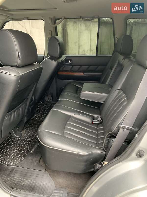 Внедорожник / Кроссовер Nissan Patrol 2008 в Ровно