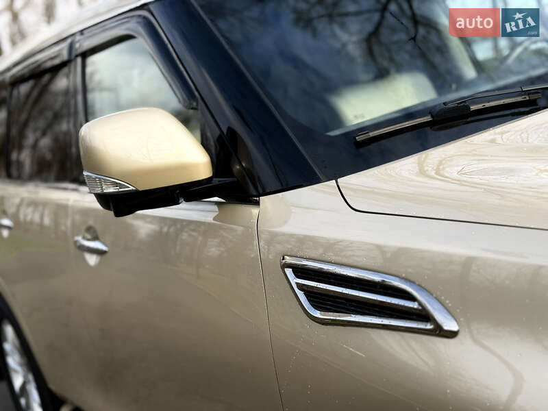 Внедорожник / Кроссовер Nissan Patrol 2011 в Киеве