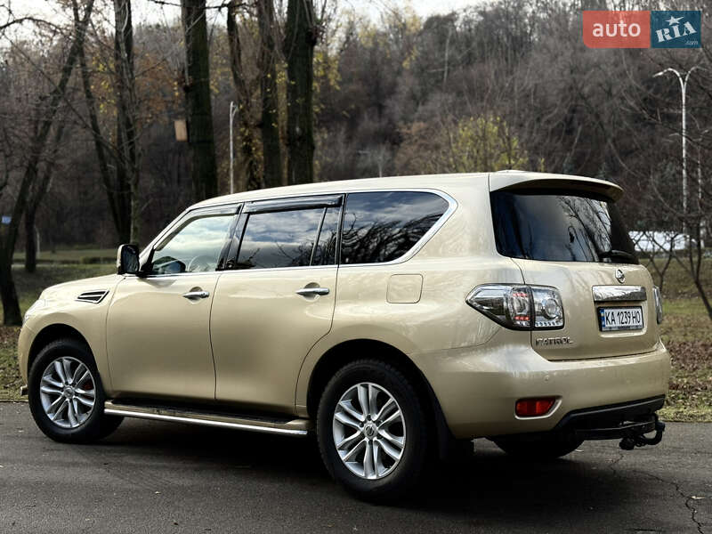 Внедорожник / Кроссовер Nissan Patrol 2011 в Киеве