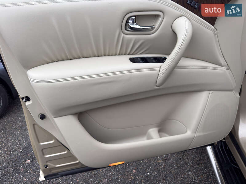 Внедорожник / Кроссовер Nissan Patrol 2011 в Киеве