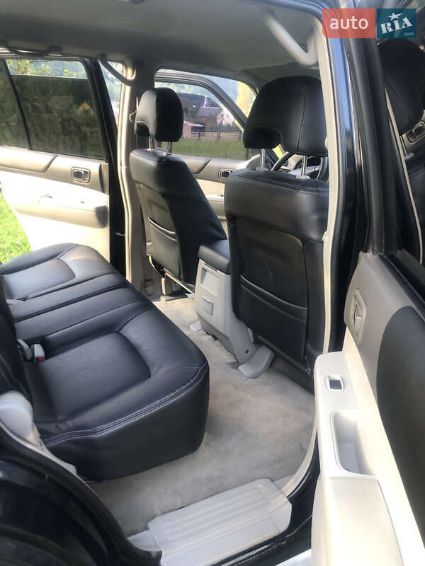 Внедорожник / Кроссовер Nissan Patrol 2003 в Тячеве