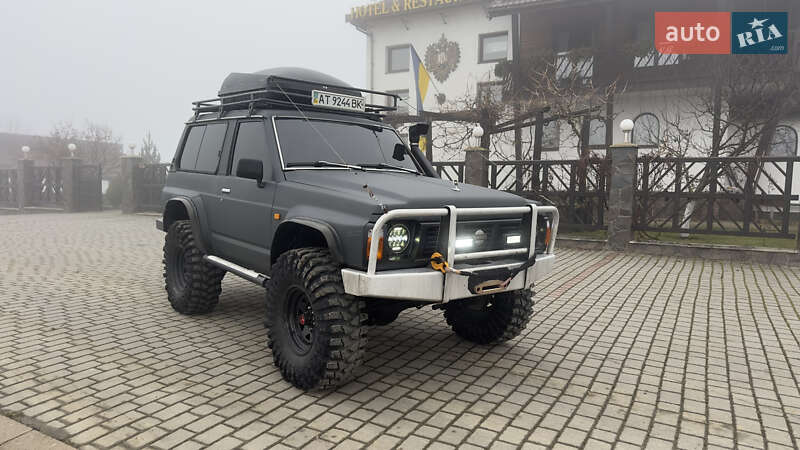 Внедорожник / Кроссовер Nissan Patrol 1993 в Ивано-Франковске фото 5 Внедорожник / Кроссовер Nissan Patrol 1993 в Ивано-Франковске