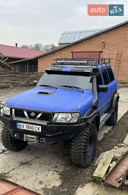 Позашляховик / Кросовер Nissan Patrol 1998 в Хмельницькому