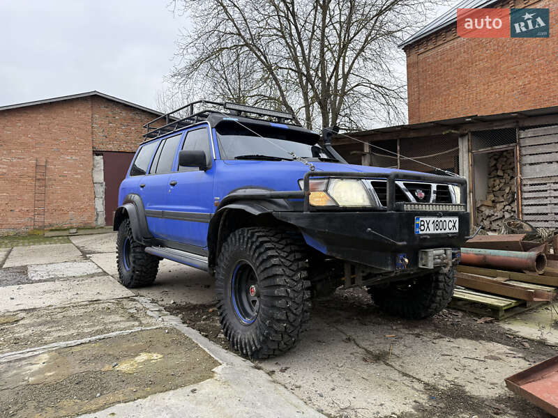 Позашляховик / Кросовер Nissan Patrol 1998 в Хмельницькому