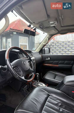 Позашляховик / Кросовер Nissan Patrol 2006 в Києві