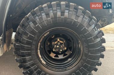 Внедорожник / Кроссовер Nissan Patrol 2002 в Ужгороде