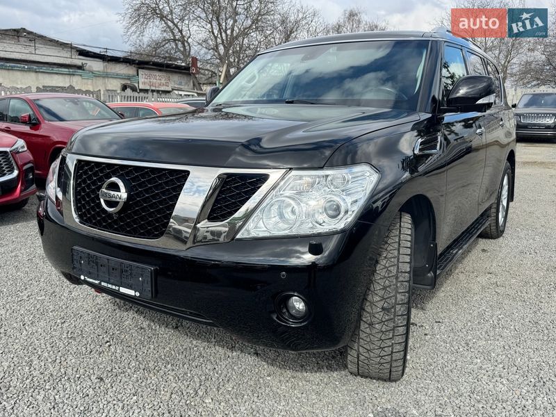 Внедорожник / Кроссовер Nissan Patrol 2011 в Тернополе