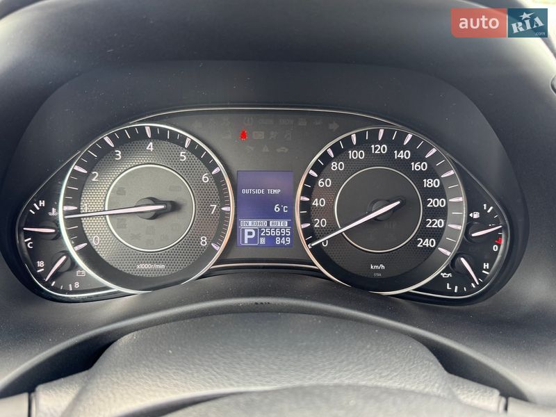 Внедорожник / Кроссовер Nissan Patrol 2011 в Тернополе