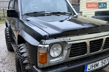 Позашляховик / Кросовер Nissan Patrol 1995 в Білі Ослави