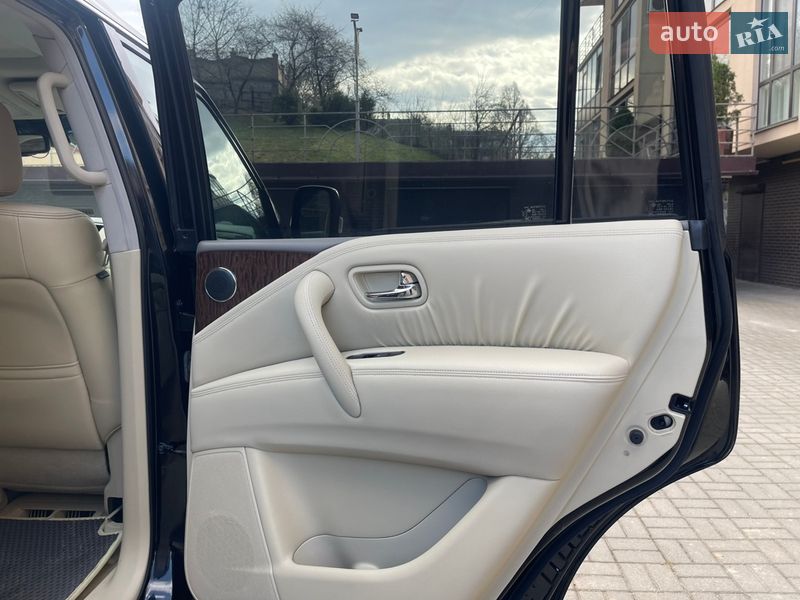 Внедорожник / Кроссовер Nissan Patrol 2011 в Черновцах