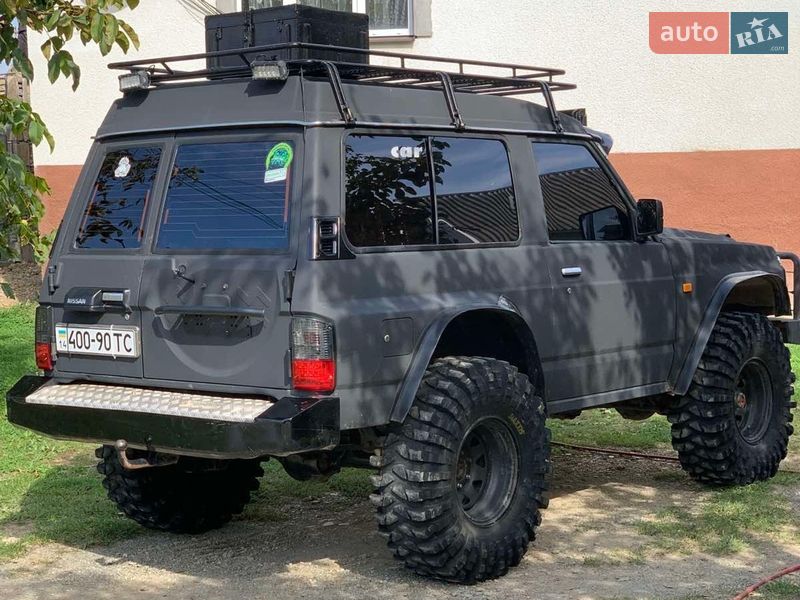 Позашляховик / Кросовер Nissan Patrol 1992 в Івано-Франківську