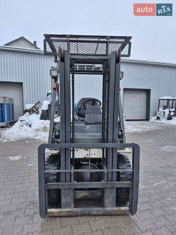 Вилочный погрузчик Nissan PH 2008 в Тернополе фото 7 Вилочный погрузчик Nissan PH 2008 в Тернополе