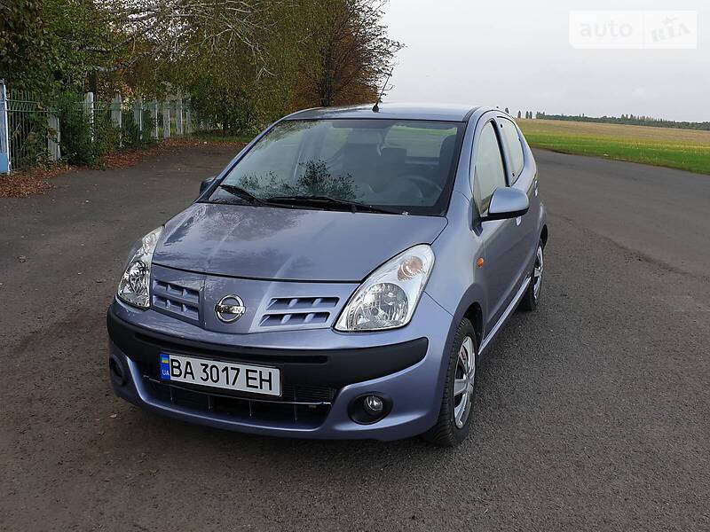 Nissan Pixo
