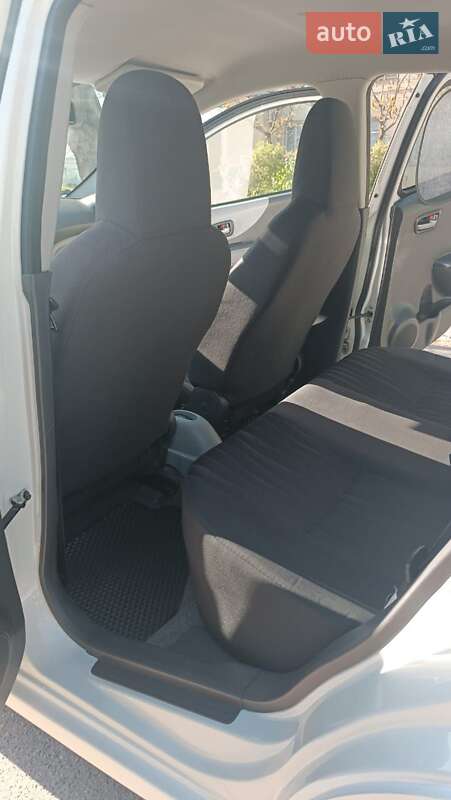 Хэтчбек Nissan Pixo 2010 в Виннице фото 14 Хэтчбек Nissan Pixo 2010 в Виннице