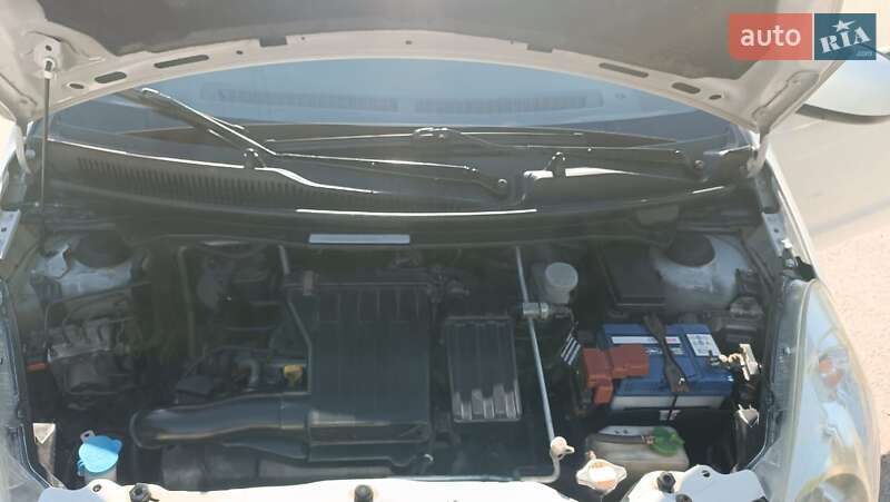 Хэтчбек Nissan Pixo 2010 в Виннице фото 29 Хэтчбек Nissan Pixo 2010 в Виннице