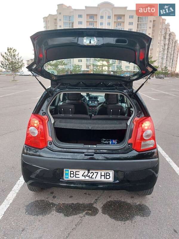 Хэтчбек Nissan Pixo 2011 в Николаеве фото 4 Хэтчбек Nissan Pixo 2011 в Николаеве