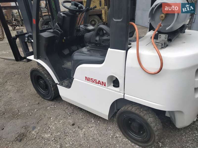 Вилочний навантажувач Nissan PJ02A 2011 в Львові