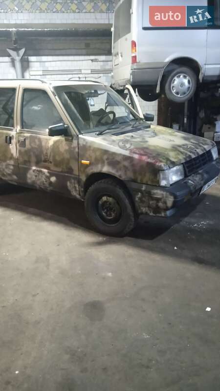 Мінівен Nissan Prairie 1985 в Броварах фото 11 Мінівен Nissan Prairie 1985 в Броварах