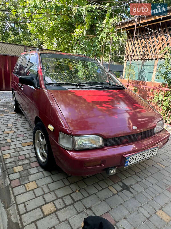 Nissan Prairie 1993