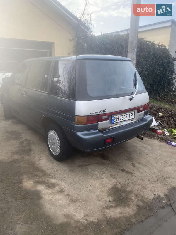 Мінівен Nissan Prairie 1988 в Одесі