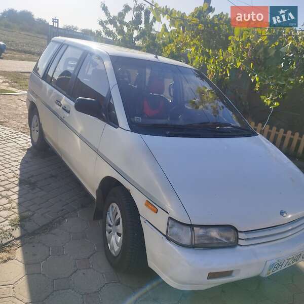 Nissan Prairie 1992