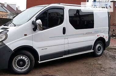 Вантажопасажирський фургон Nissan Primastar 2003 в 