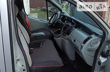 Вантажопасажирський фургон Nissan Primastar 2003 в 