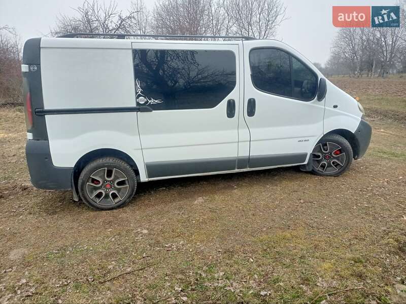 Мінівен Nissan Primastar 2004 в Дунаївцях