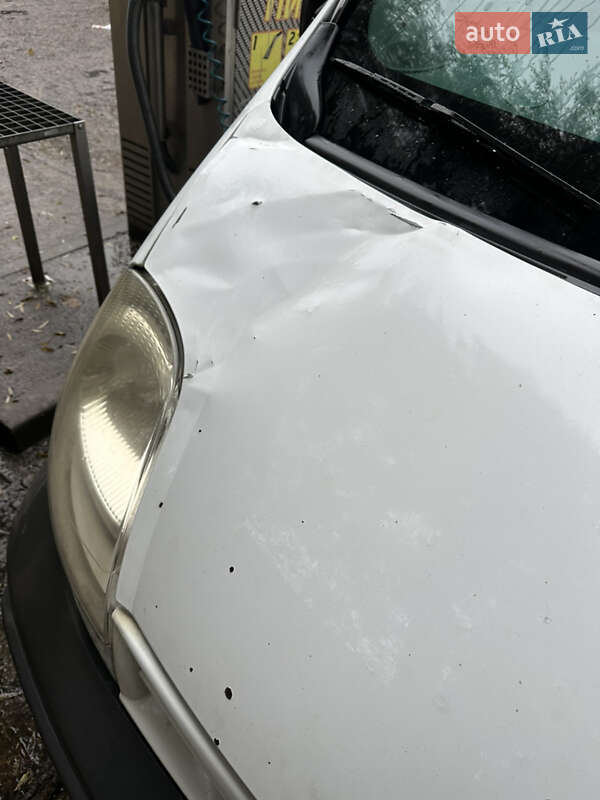 Внедорожник / Кроссовер Nissan Primastar 2005 в Киеве